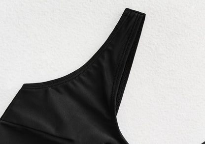 Black Navel Split Swimsuit